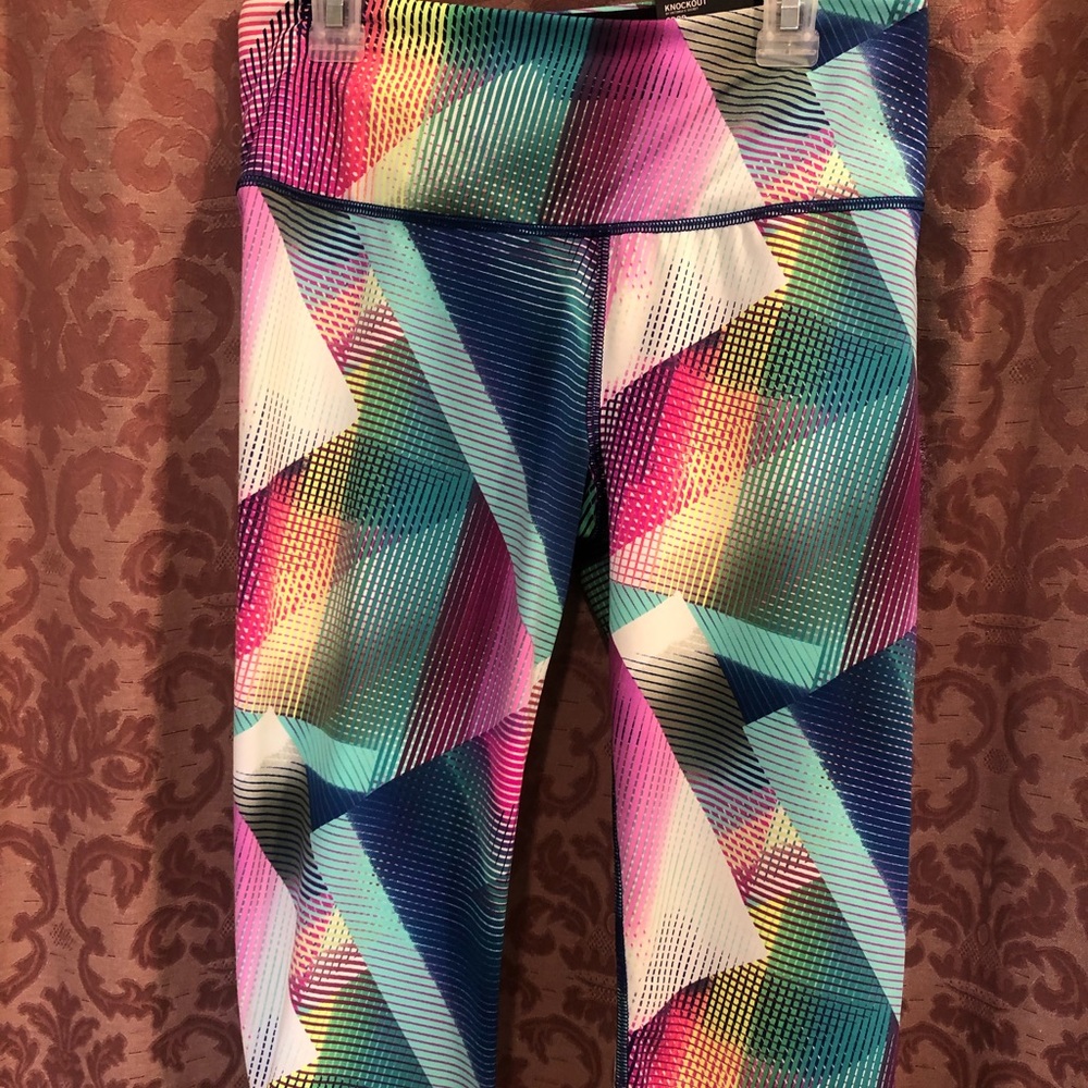 BNWT! Rare Knockout Crops!